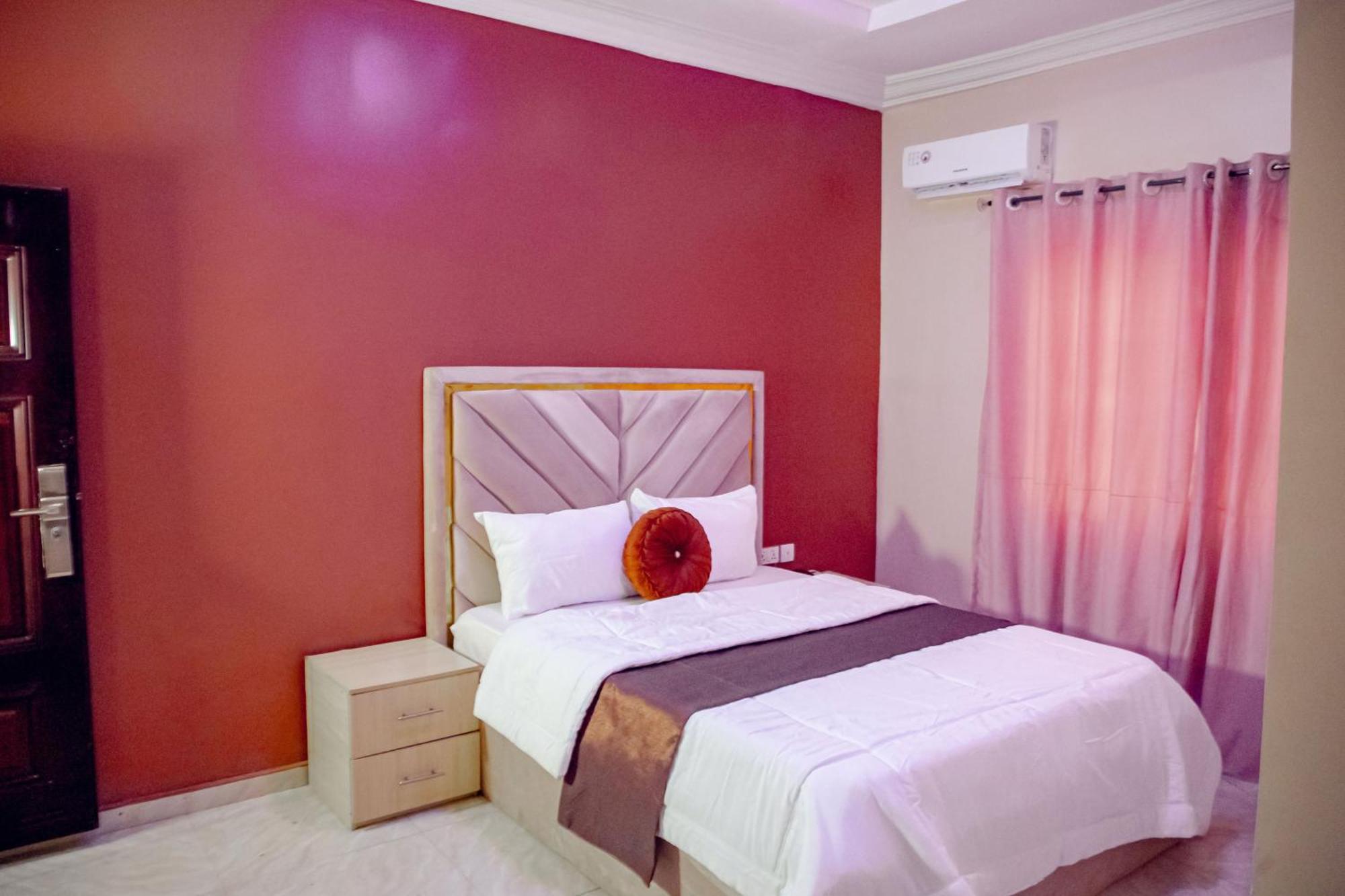 Nexus Xpress Hotel Абуджа Экстерьер фото